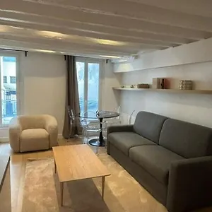 Contemporain République - Temple 2 , Paris France